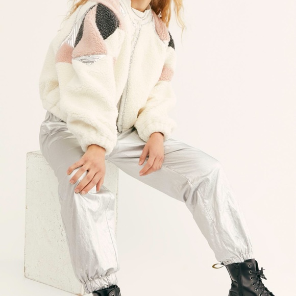 Taurus Jacket - Picture 2 of 3